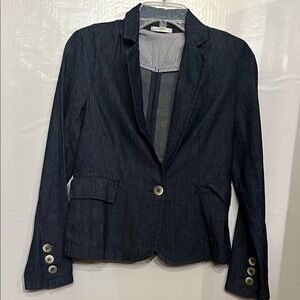 Women's Jeans Navy Blazer with buttons on sleeves and design on the back. Trendy